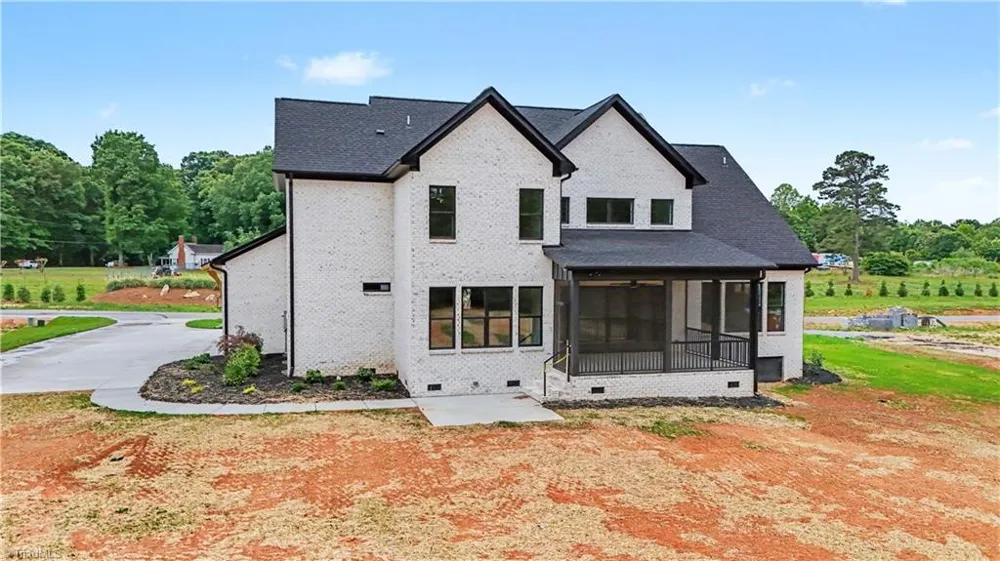 2831 Lockland Drive Oak Ridge, NC 27310