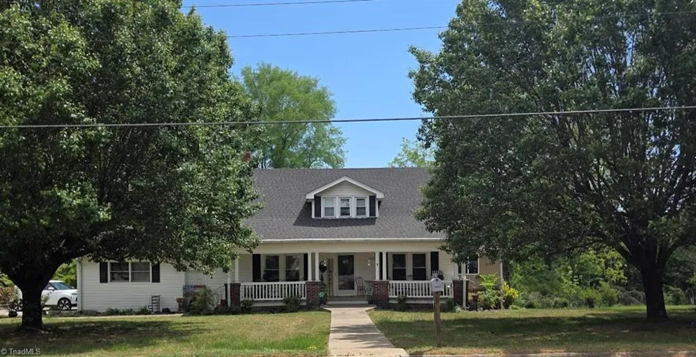1218 Meadow Road Eden, NC 27288
