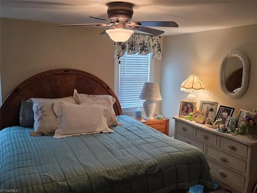1218 Meadow Road Eden, NC 27288