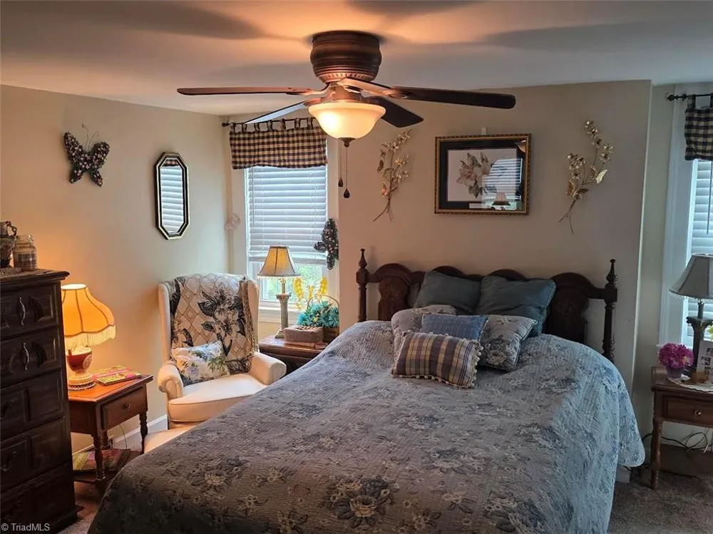 1218 Meadow Road Eden, NC 27288