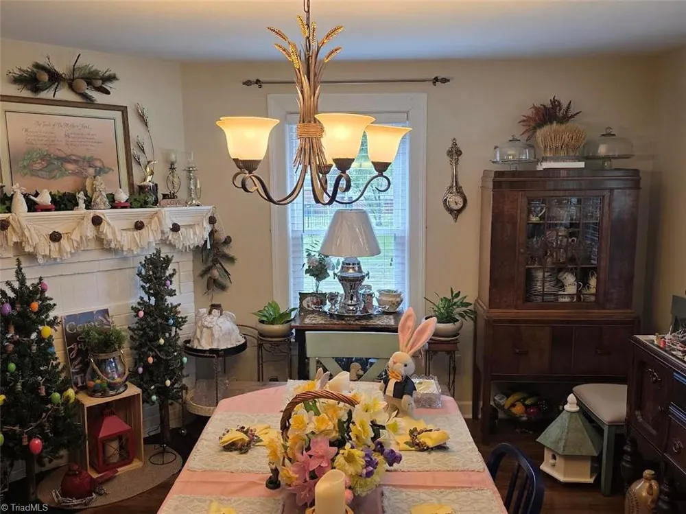 1218 Meadow Road Eden, NC 27288