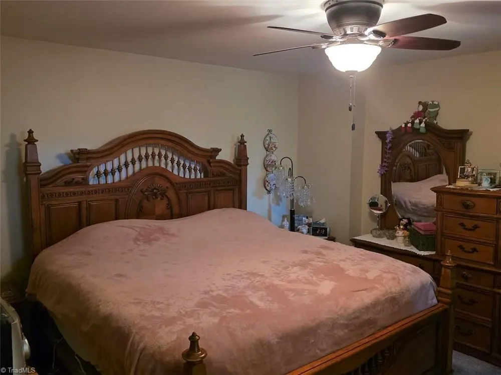 1218 Meadow Road Eden, NC 27288