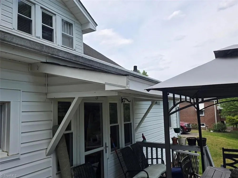 1218 Meadow Road Eden, NC 27288