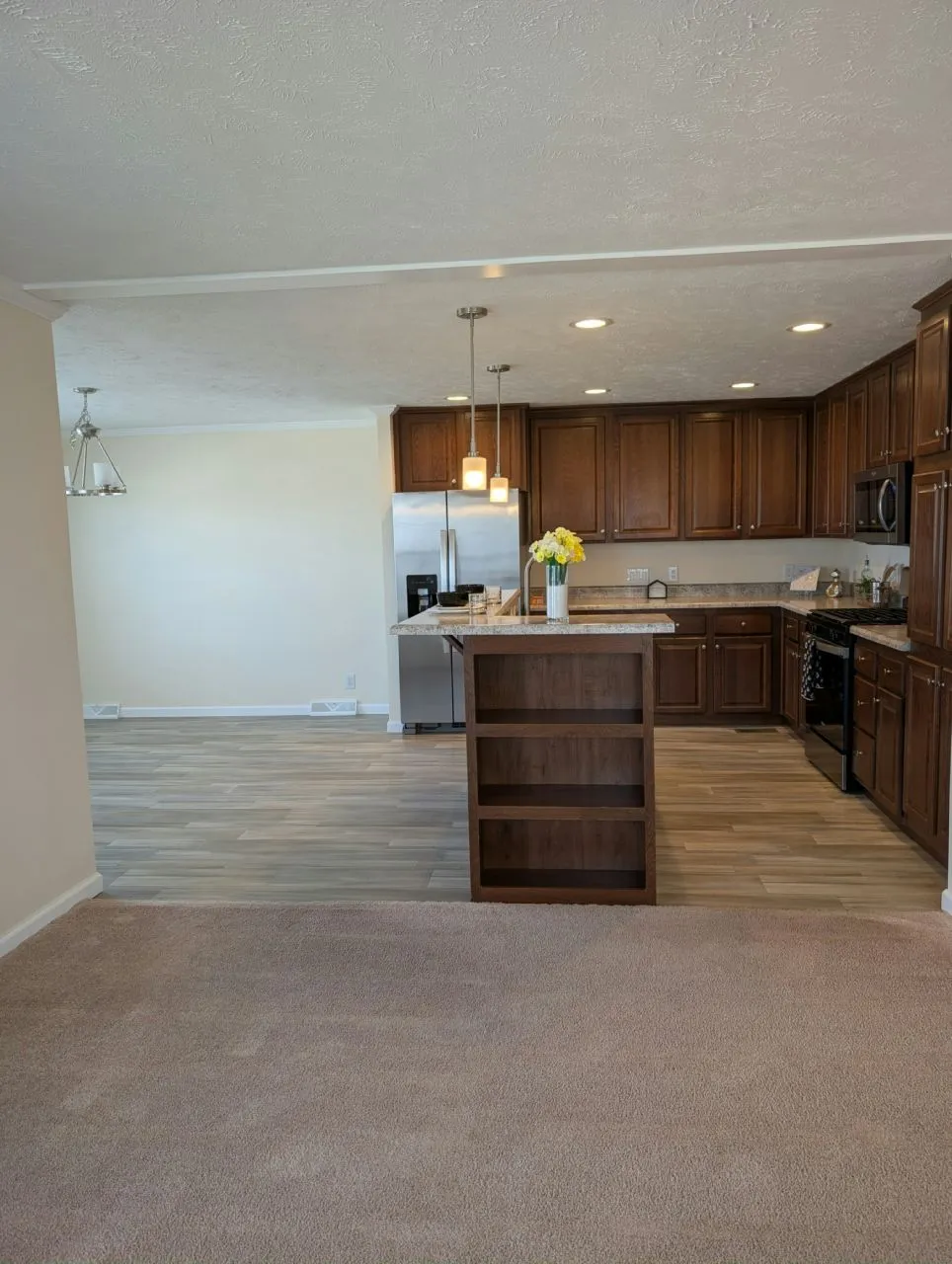 52553 Elmcrest Ct., #143 Chesterfield, MI 48051