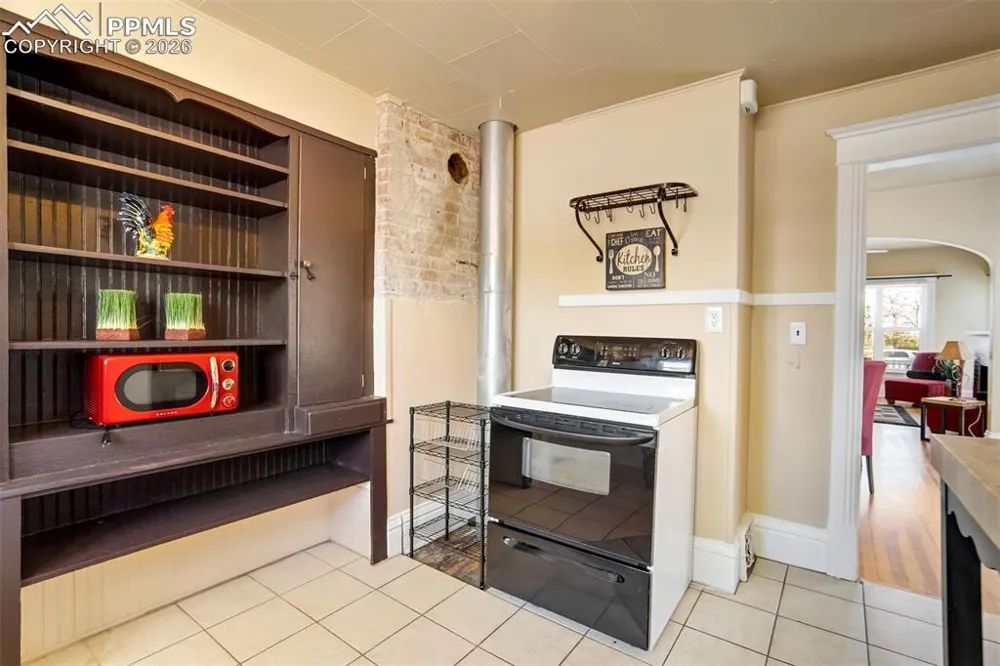 1126 Corona Street Colorado Springs, CO 80903