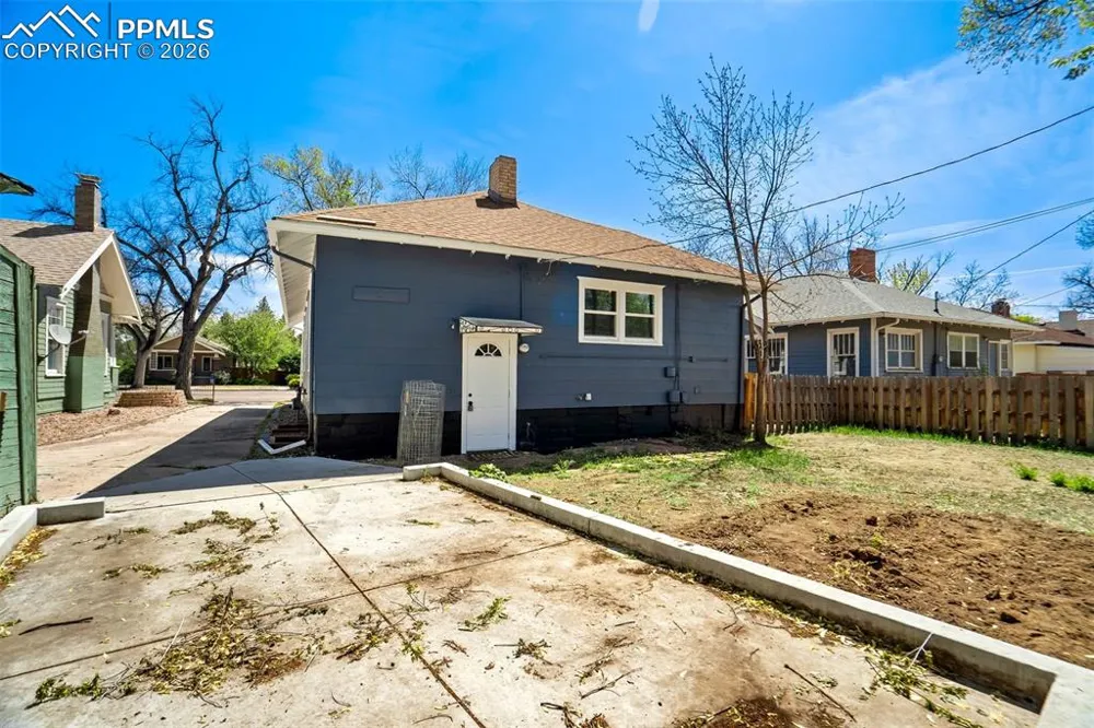 1126 Corona Street Colorado Springs, CO 80903