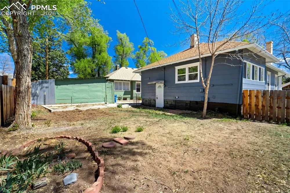 1126 Corona Street Colorado Springs, CO 80903