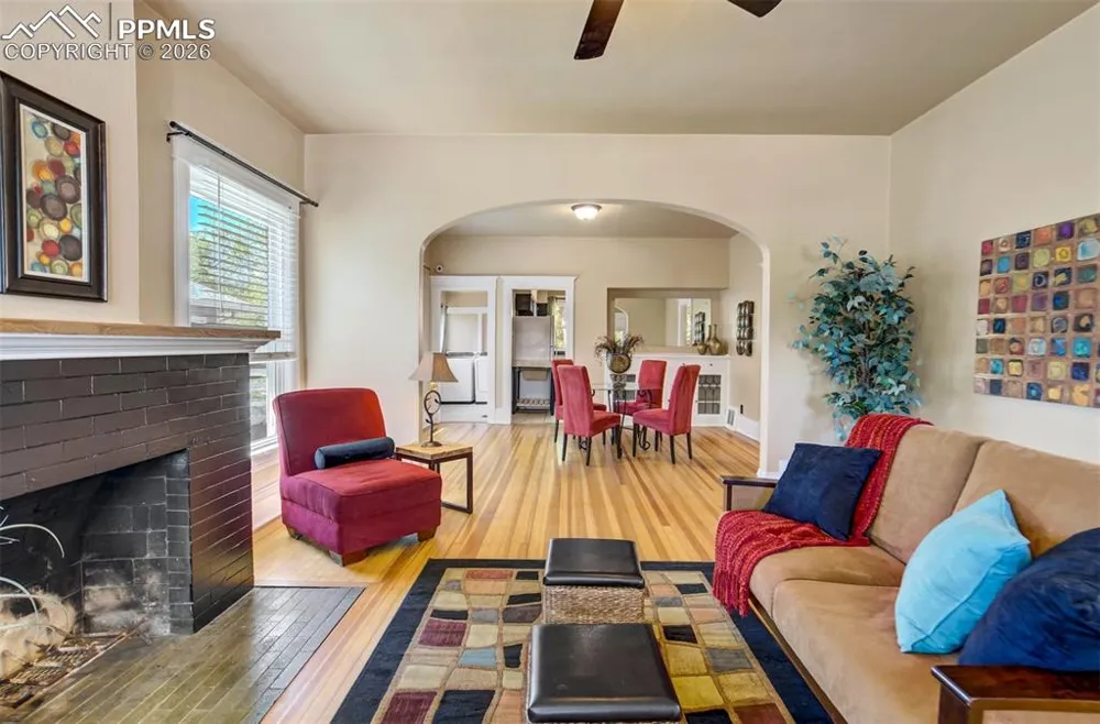 1126 Corona Street Colorado Springs, CO 80903