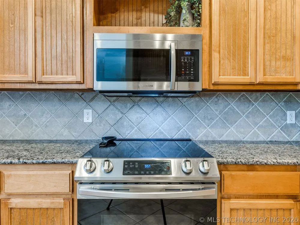 19655 S Harvard Avenue Mounds, OK 74047