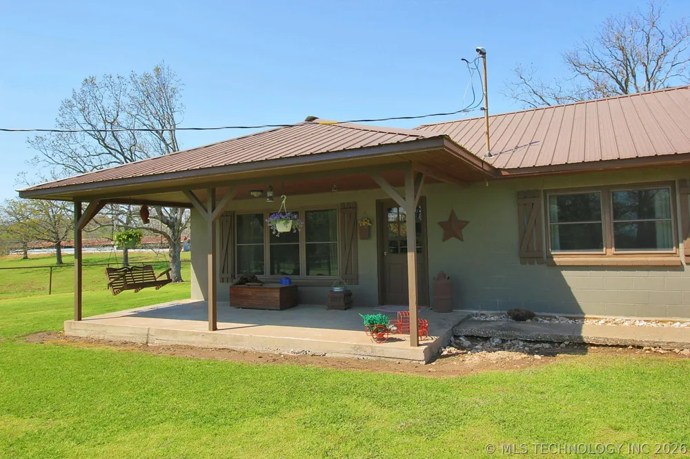 465501 E 800 ROAD Stilwell, OK 74960