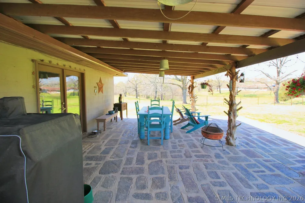 465501 E 800 ROAD Stilwell, OK 74960