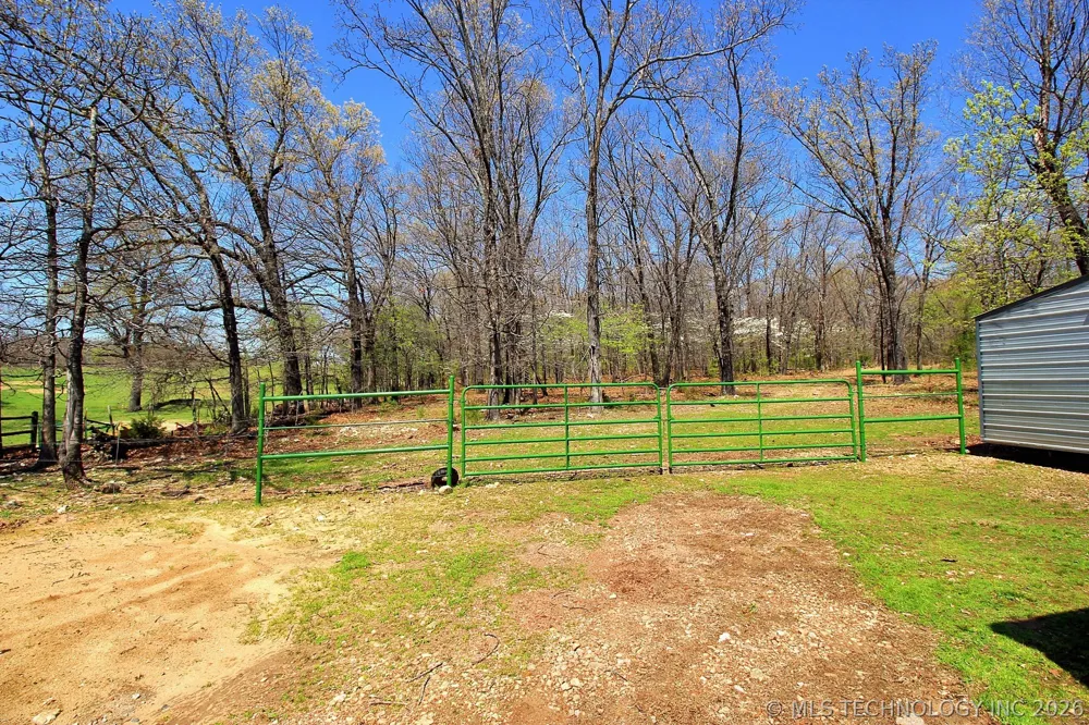 465501 E 800 ROAD Stilwell, OK 74960