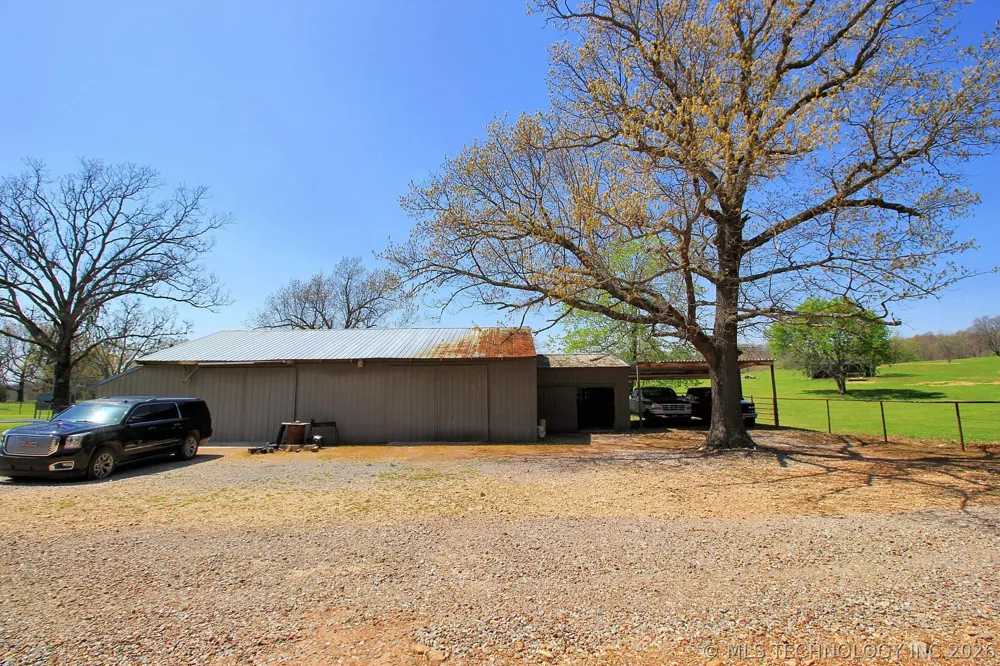 465501 E 800 ROAD Stilwell, OK 74960