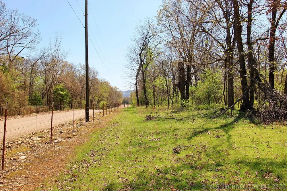 465501 E 800 ROAD Stilwell, OK 74960