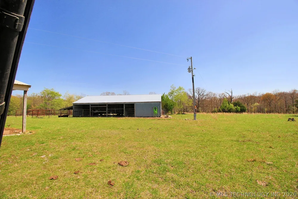 465501 E 800 ROAD Stilwell, OK 74960