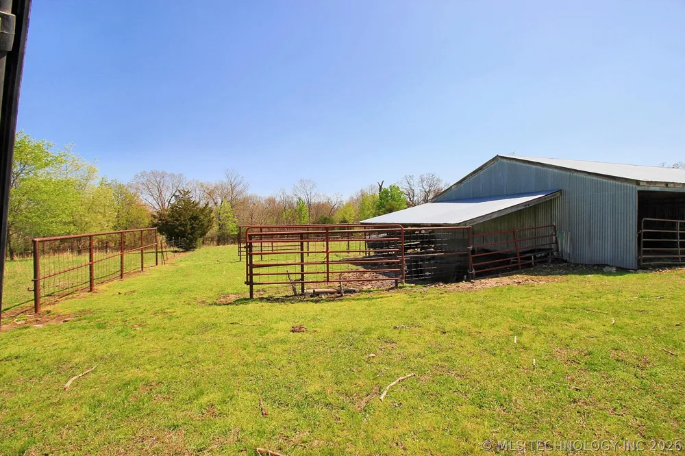 465501 E 800 ROAD Stilwell, OK 74960