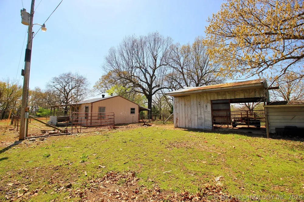 465501 E 800 ROAD Stilwell, OK 74960