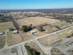 Paw Paw Roland, OK 74954