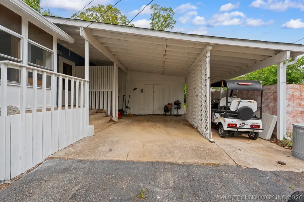 62521 E 252 ROAD Grove, OK 74344