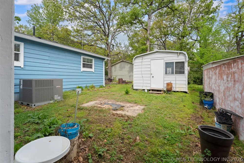 62521 E 252 ROAD Grove, OK 74344