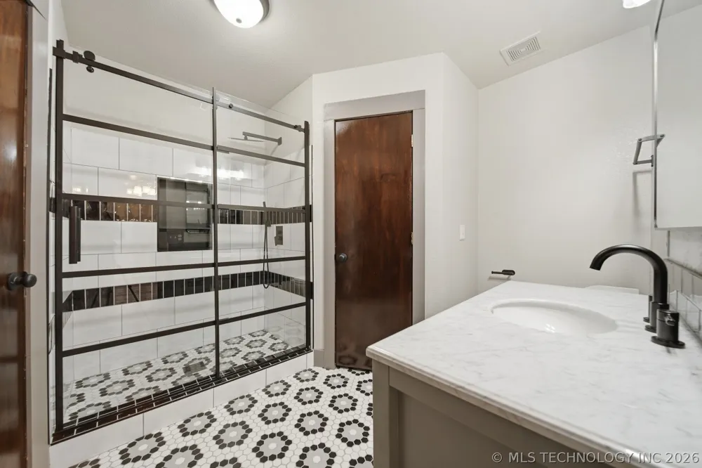 395 B STREET NW Inola, OK 74036