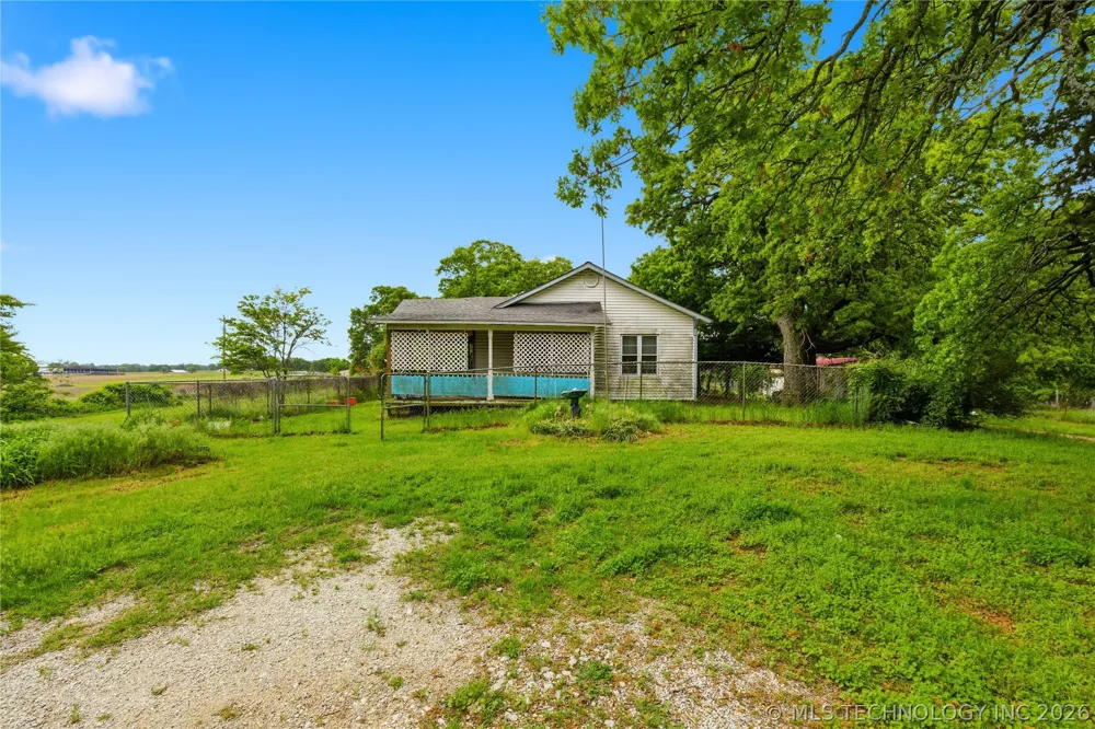 20571 County Road 1600 Stonewall, OK 74871