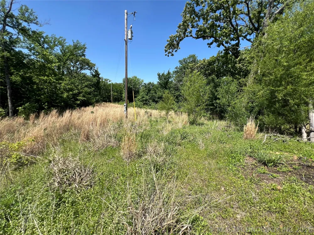 7504 Fig Road Henryetta, OK 74437