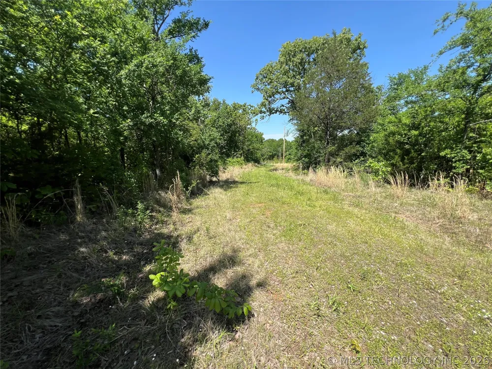 7504 Fig Road Henryetta, OK 74437