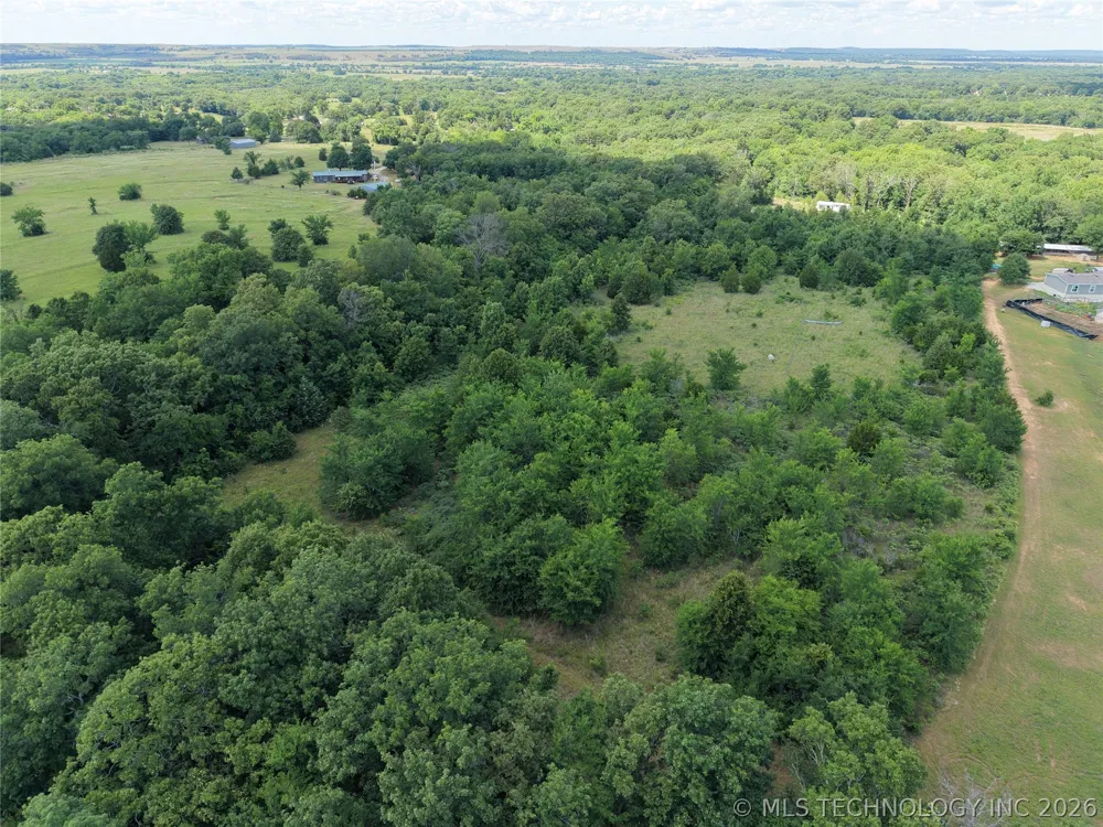 7504 Fig Road Henryetta, OK 74437