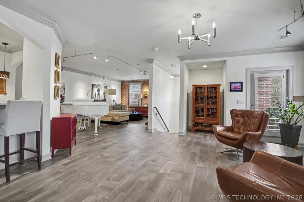 726 S Owasso Avenue #B Tulsa, OK 74120