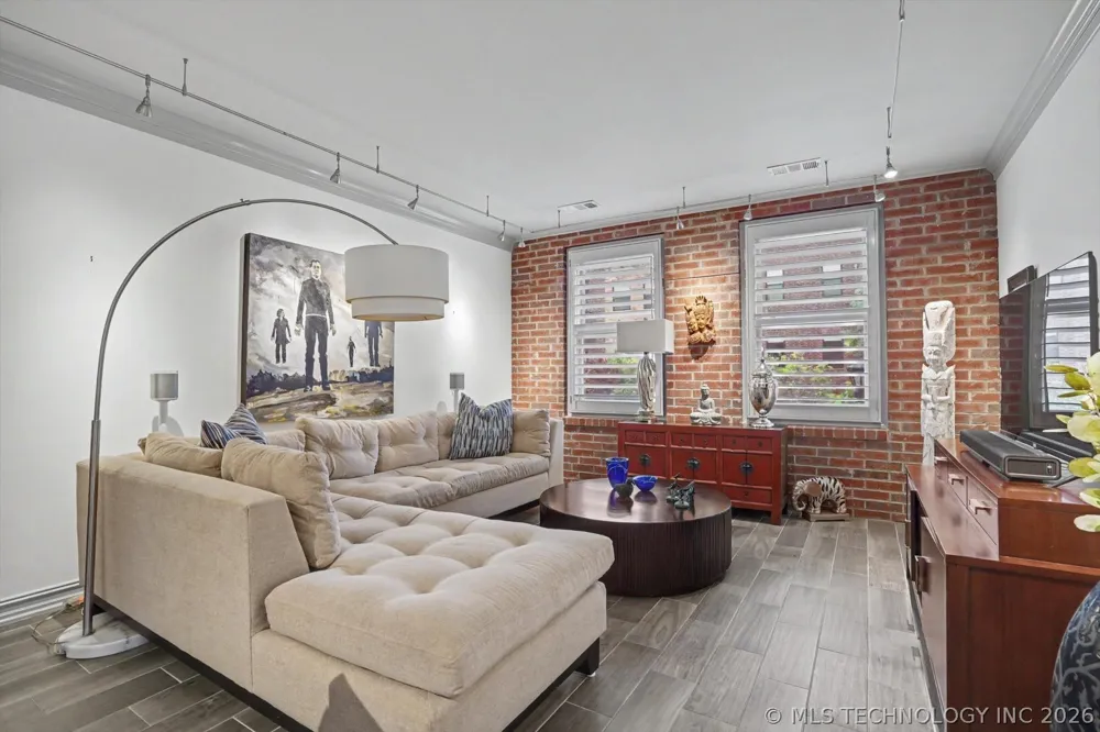 726 S Owasso Avenue #B Tulsa, OK 74120