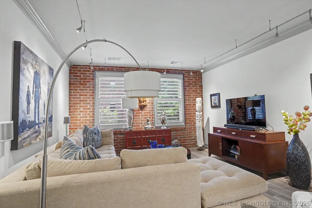726 S Owasso Avenue #B Tulsa, OK 74120