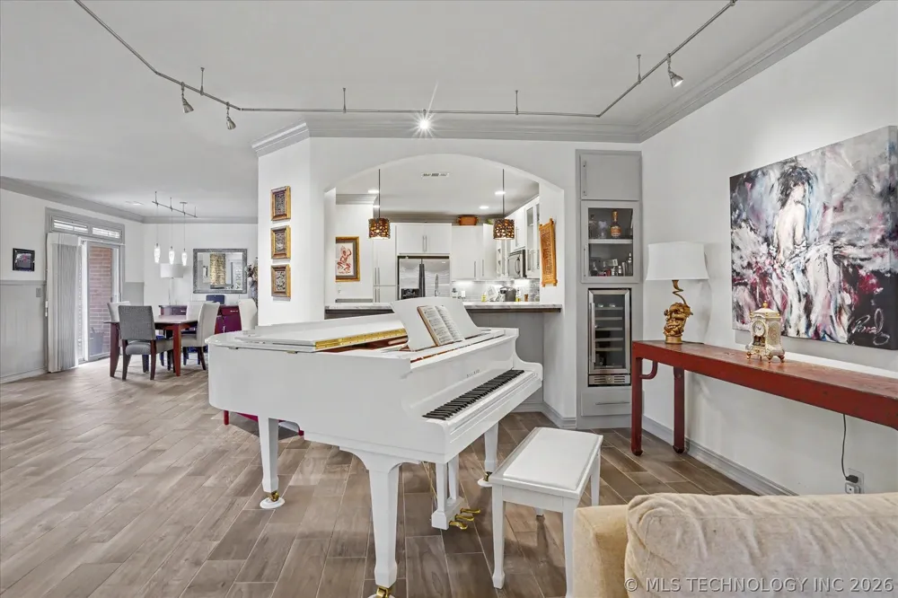 726 S Owasso Avenue #B Tulsa, OK 74120