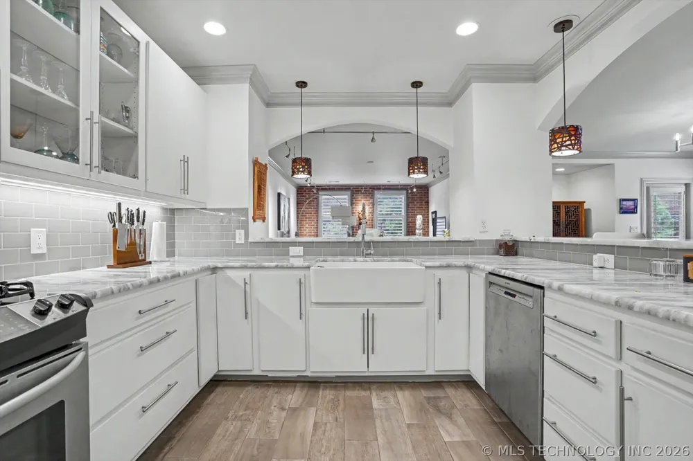 726 S Owasso Avenue #B Tulsa, OK 74120