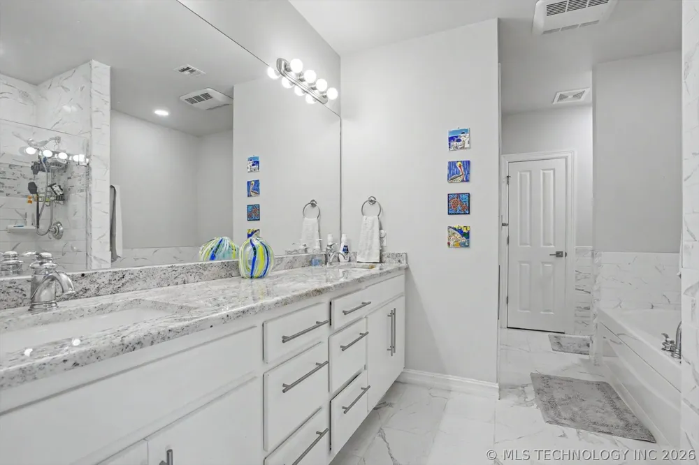 726 S Owasso Avenue #B Tulsa, OK 74120