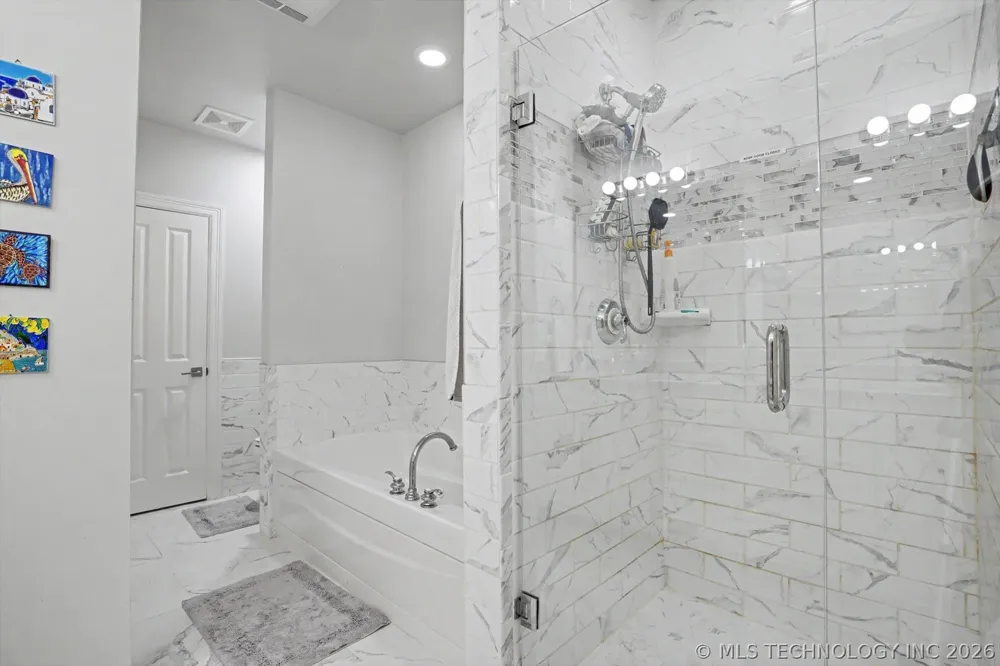 726 S Owasso Avenue #B Tulsa, OK 74120