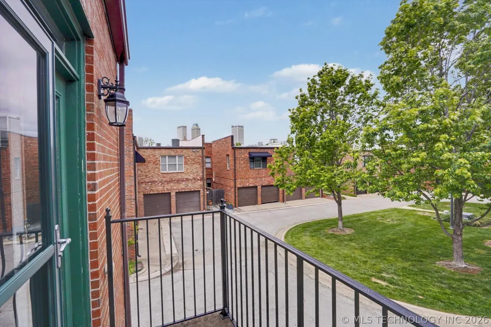 726 S Owasso Avenue #B Tulsa, OK 74120