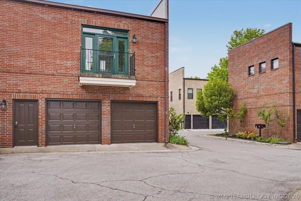 726 S Owasso Avenue #B Tulsa, OK 74120