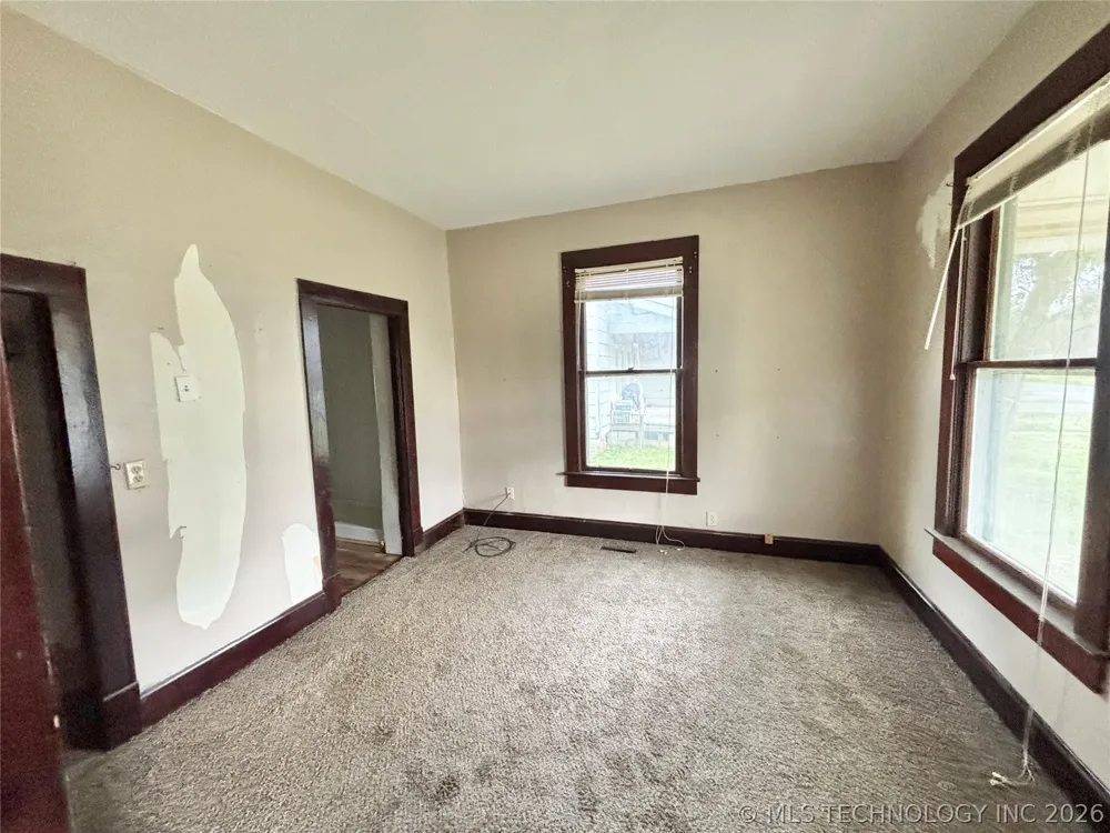 447 Thompson Vinita, OK 74301