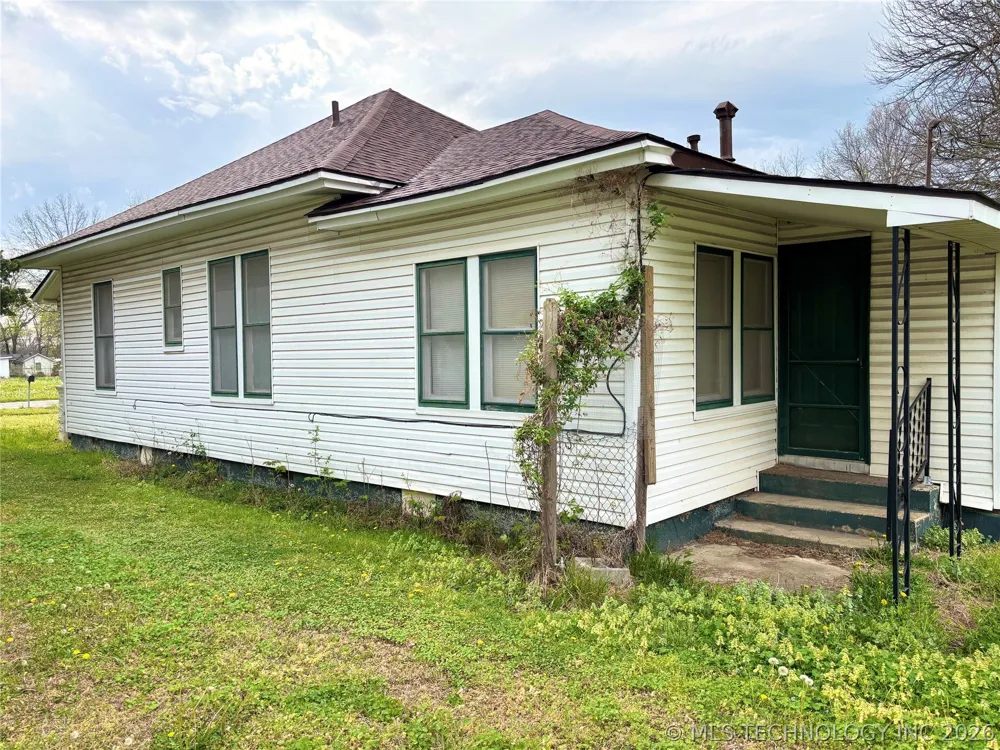 447 Thompson Vinita, OK 74301