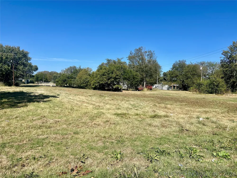 E Ash Street Haskell, OK 74436