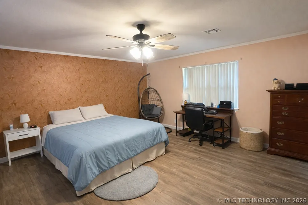 20 Brookwood Drive Eufaula, OK 74432