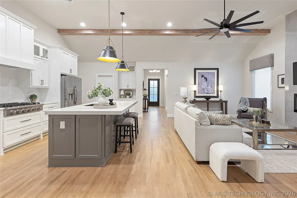 3709 W Laredo Street Broken Arrow, OK 74012