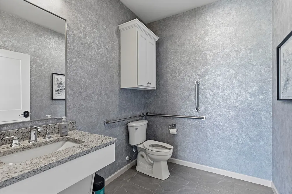 3709 W Laredo Street Broken Arrow, OK 74012