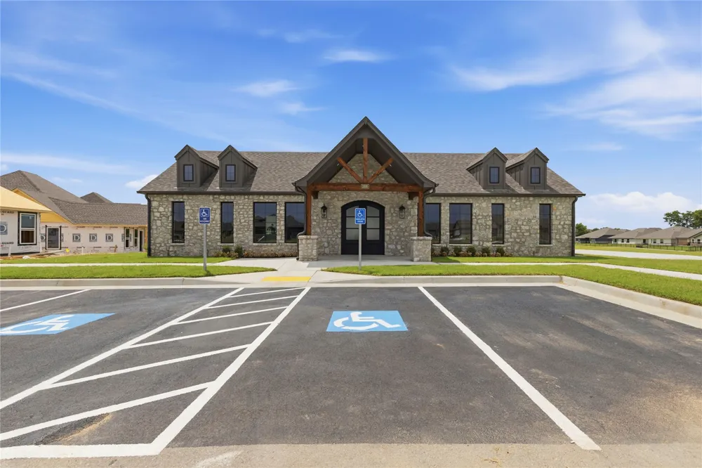 3709 W Laredo Street Broken Arrow, OK 74012