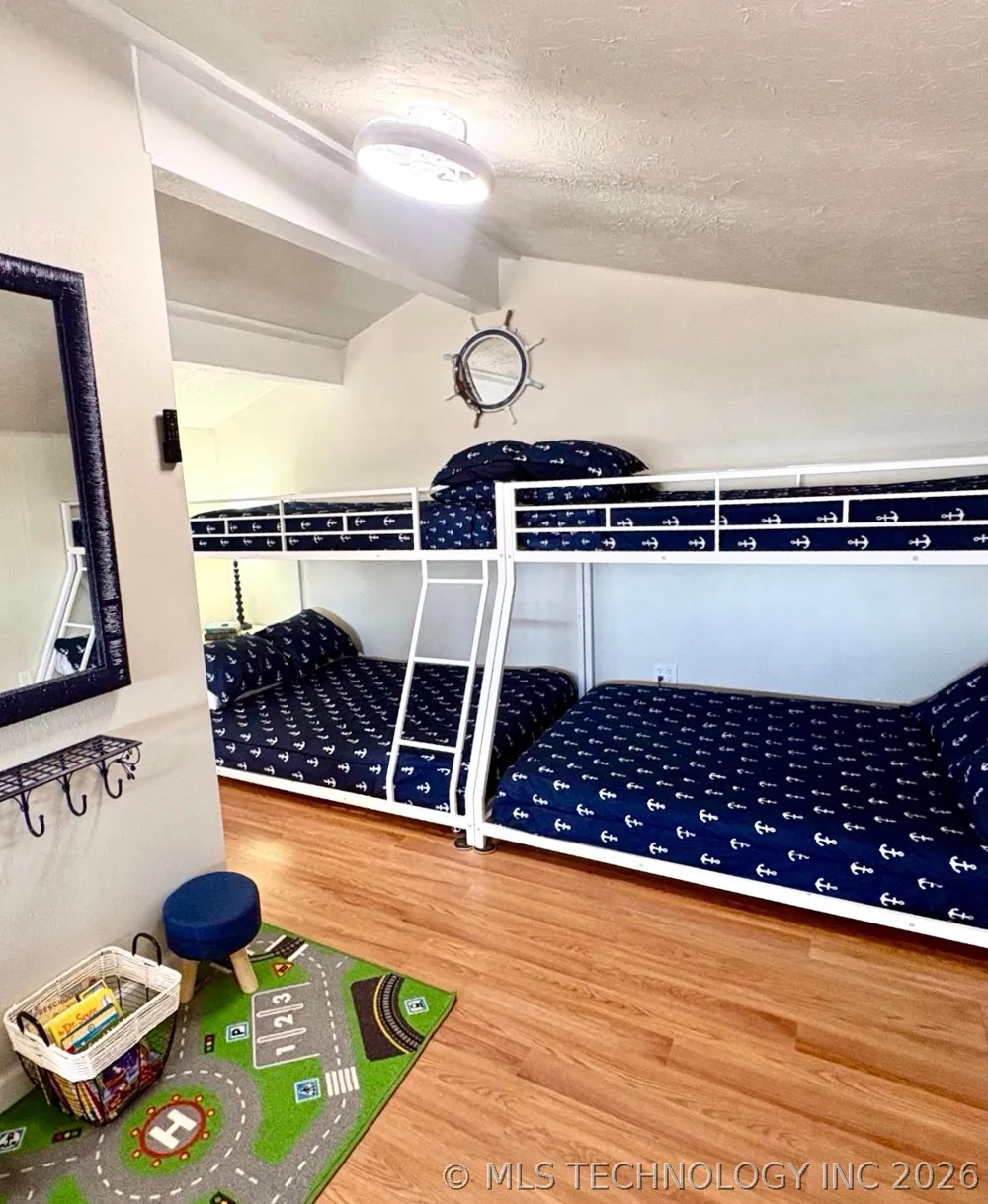 1498 Wagon Train Road Kingston, OK 73439