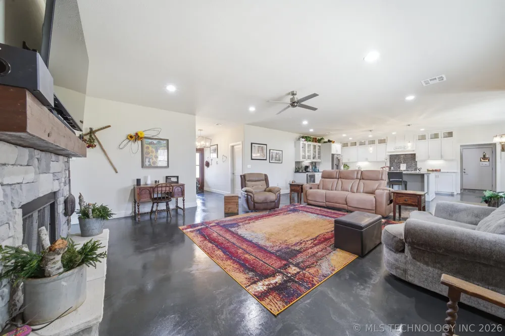 11210 W 178th Street Skiatook, OK 74070