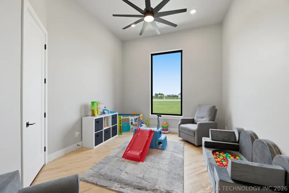 16924 S 31st East Avenue Mounds, OK 74047