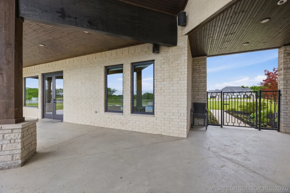 16924 S 31st East Avenue Mounds, OK 74047