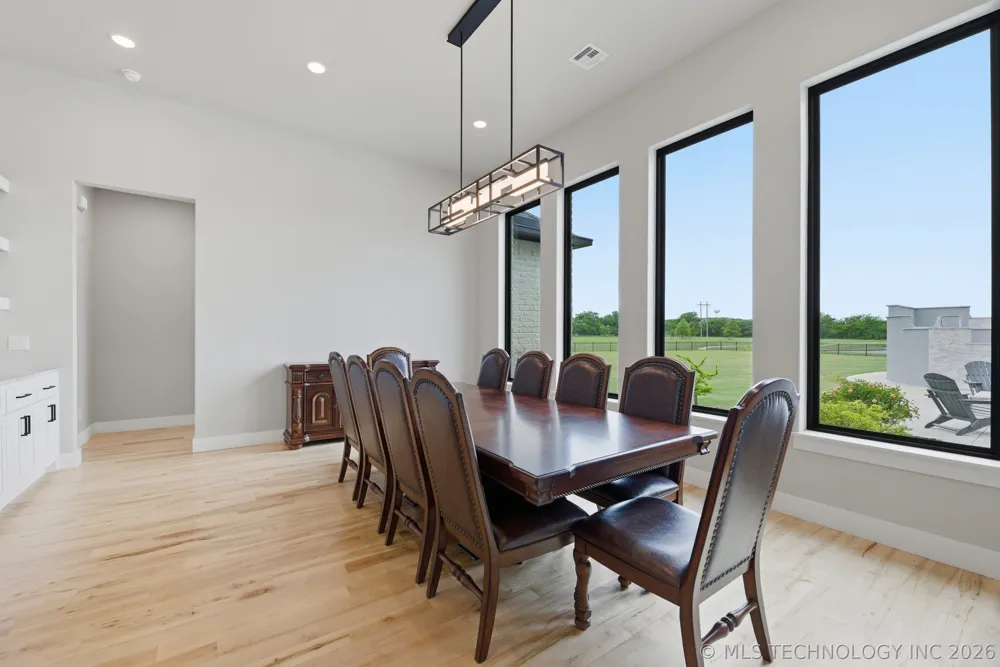 16924 S 31st East Avenue Mounds, OK 74047